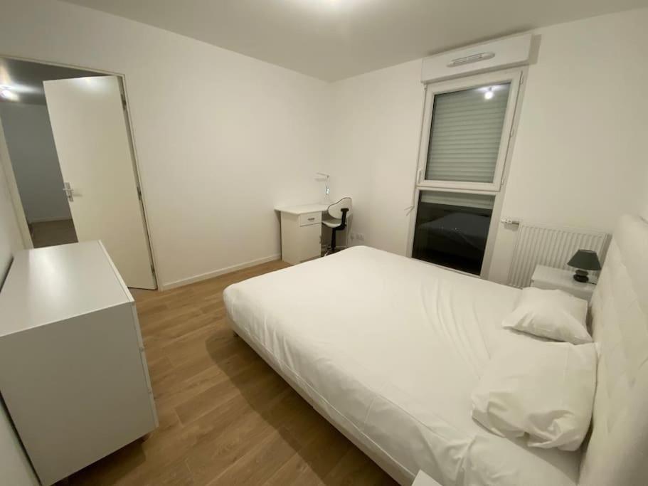 Appartement Aux Portes De Vannes Sene Exterior photo