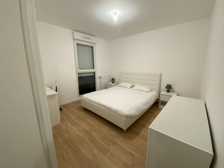 Appartement Aux Portes De Vannes Sene Exterior photo
