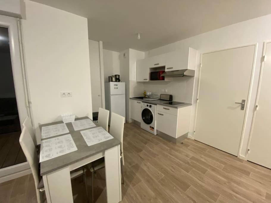Appartement Aux Portes De Vannes Sene Exterior photo