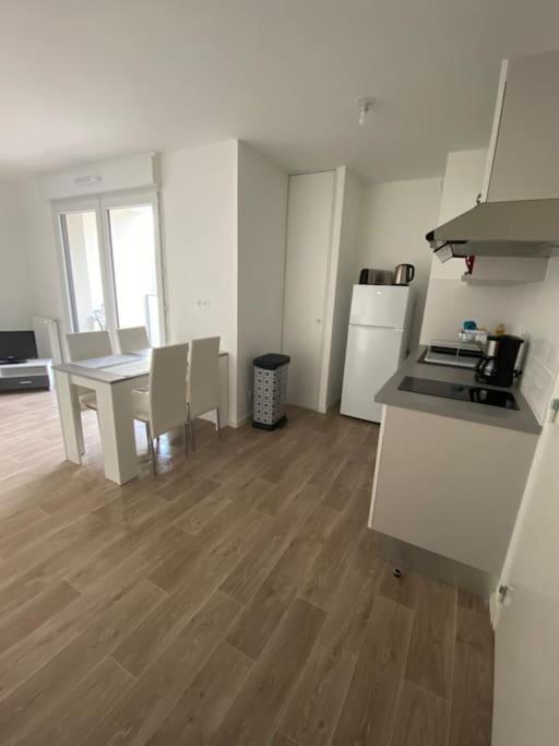 Appartement Aux Portes De Vannes Sene Exterior photo